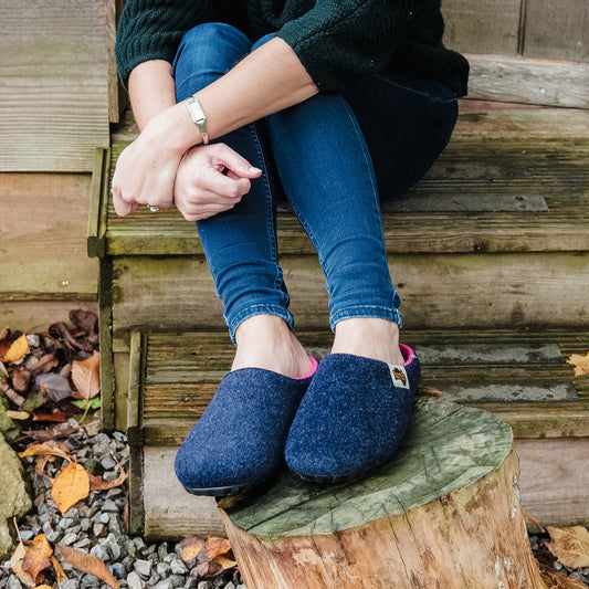 Outback - Women's - Navy & Pink Outback Slippers Gumbies