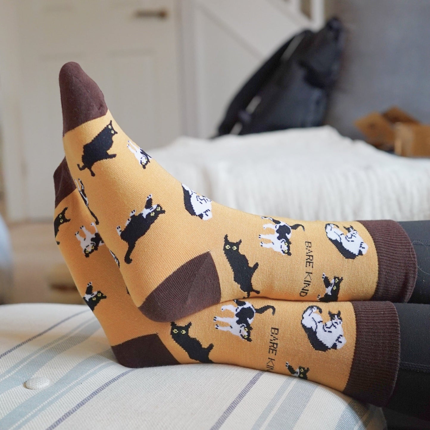 Save the Brown Cat Bamboo Socks Socks Bare Kind