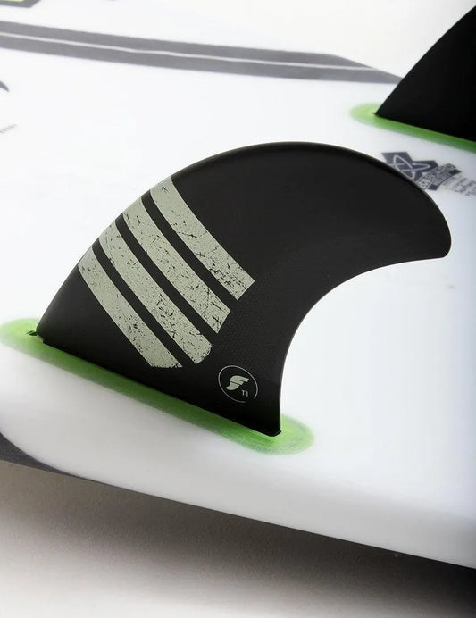 Futures T1 Twin Fin + Trailer Alpha - Bob Gnarly Surf