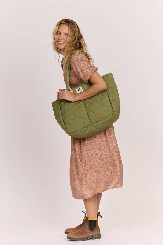 Sisstrevolution Roam Free Quilted Tote ladies bags Sisstrevolution