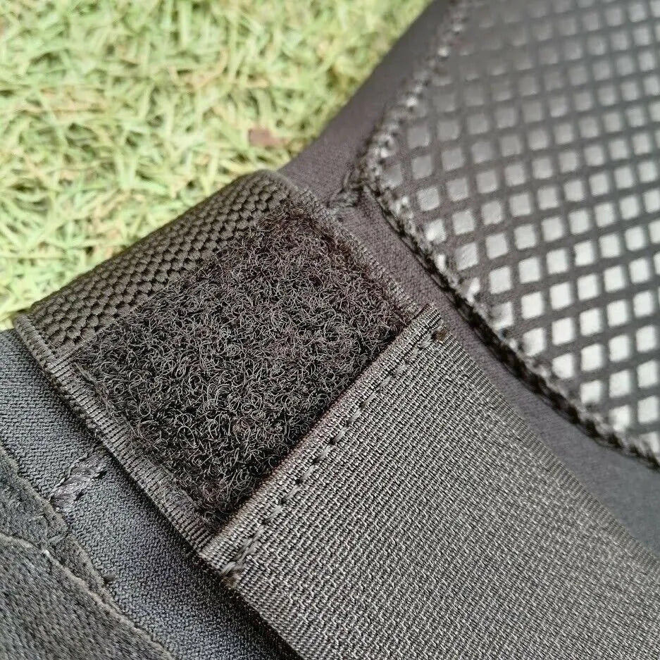 TWF 3mm Neoprene Grip Adult Unisex Gloves - Bob Gnarly Surf