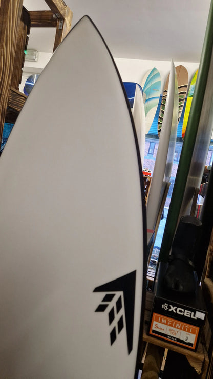 Firewire 5'8 Dominator II Mannkine Surfboards FCS-II (USED)