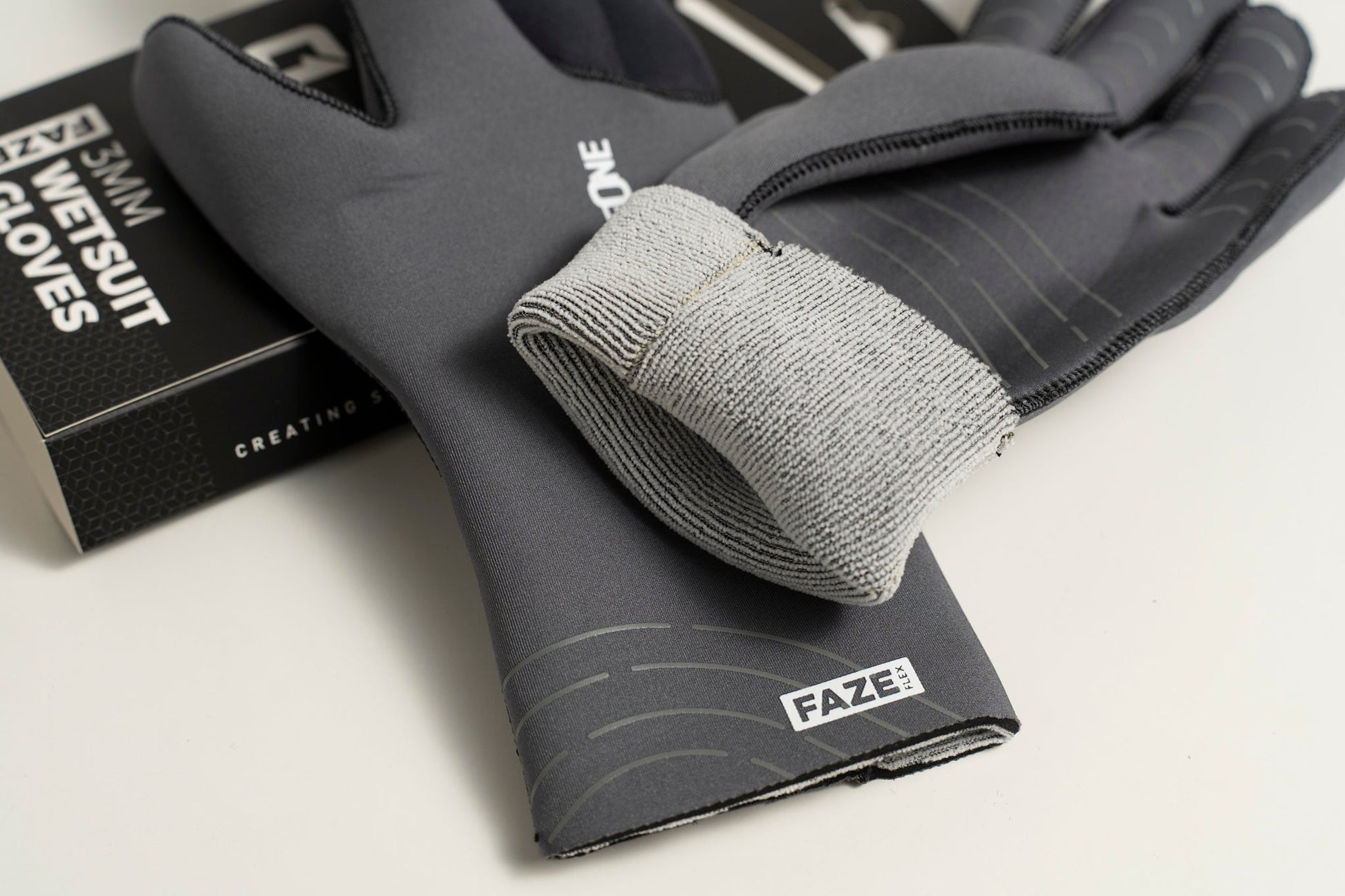 3mm Adult FAZE Wetsuit Glove with Gripflex Wetsuit Gloves Circle One Surf