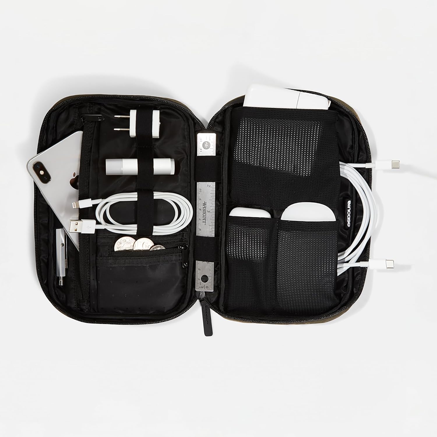 INCASE Nylon Organiser - Black bag INCASE