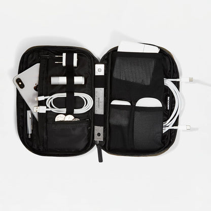 INCASE Nylon Organiser - Black bag INCASE