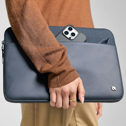 INCASE A.R.C Sleeve - Navy bag INCASE