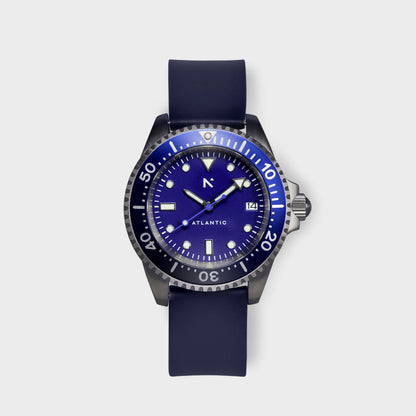'Atlantic' Dive Watch (40mm) | Deep Night Watches Rotate North