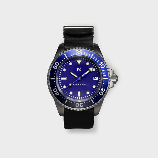 'Atlantic' Dive Watch (40mm) | Deep Night NATO Watches Rotate North