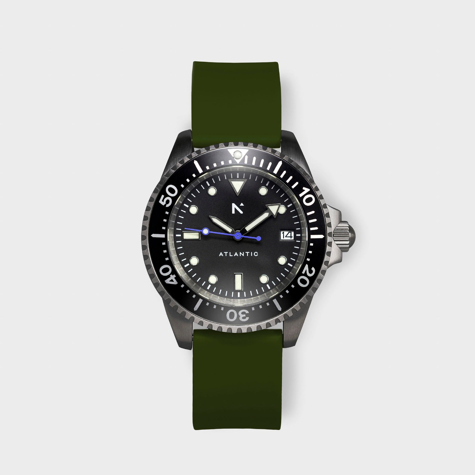 'Atlantic' Dive Watch (40mm) | Moss Green Watches Rotate North