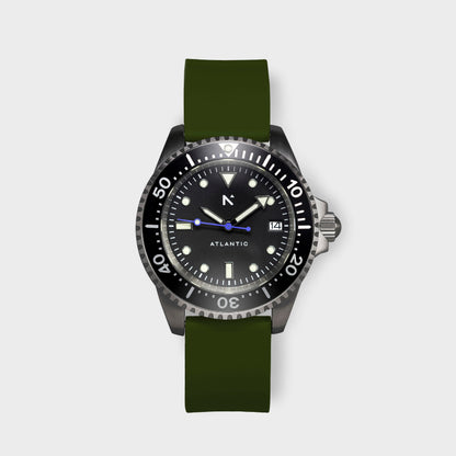 'Atlantic' Dive Watch (40mm) | Moss Green Watches Rotate North