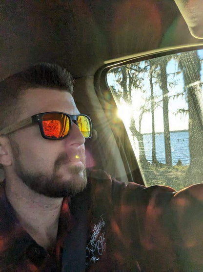 Bells Beach –Union of Surf Mens Polarised Sunglasses with Real Wood Arms