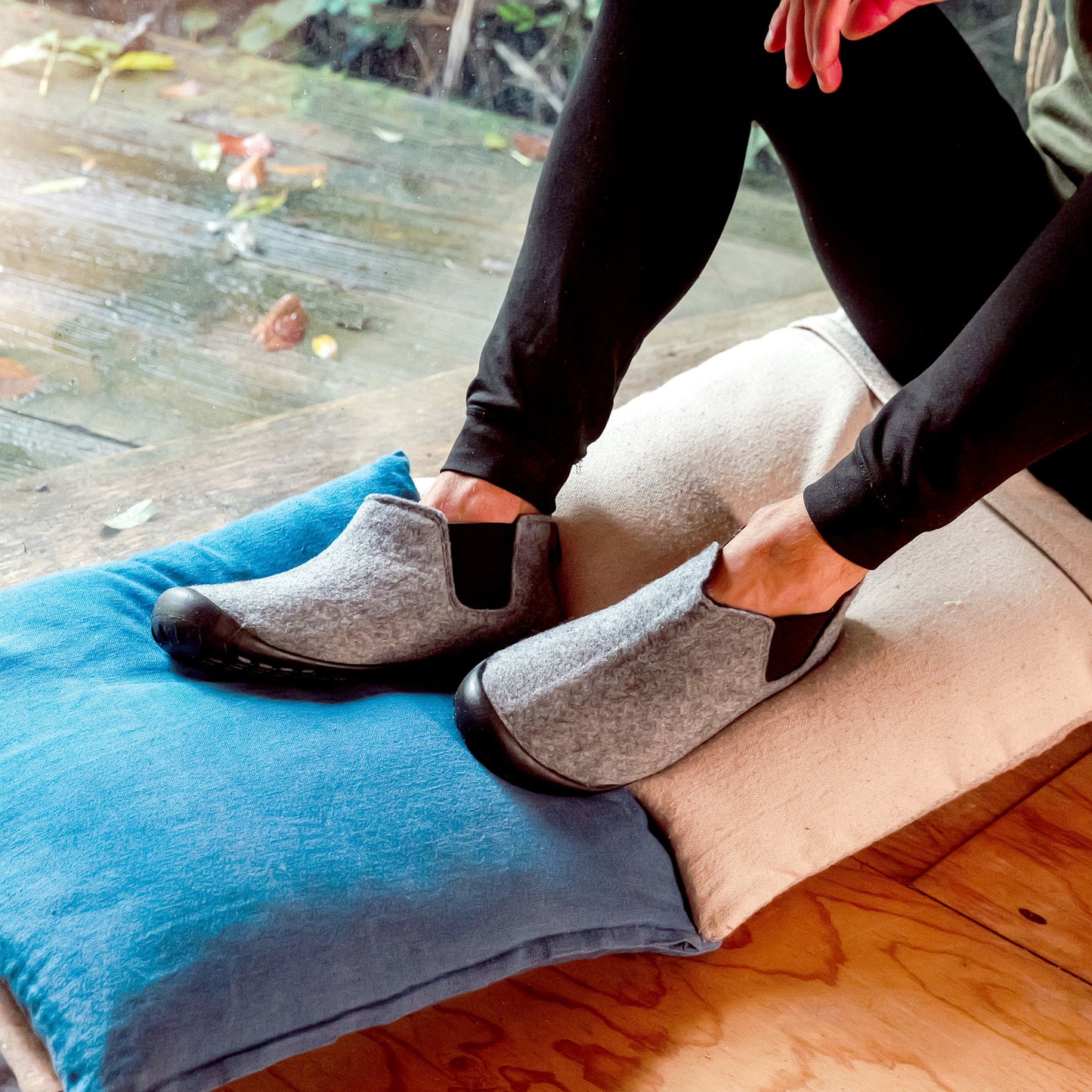 Brumby - Men's - Grey & Charcoal Brumby Slippers Gumbies