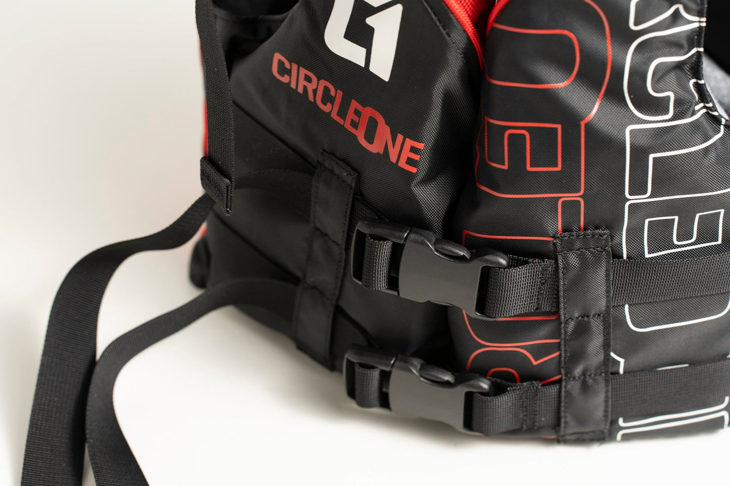 40N Youth Buoyancy Aid Centre PFD, 3 Straps Buoyancy Aid Circle One Surf