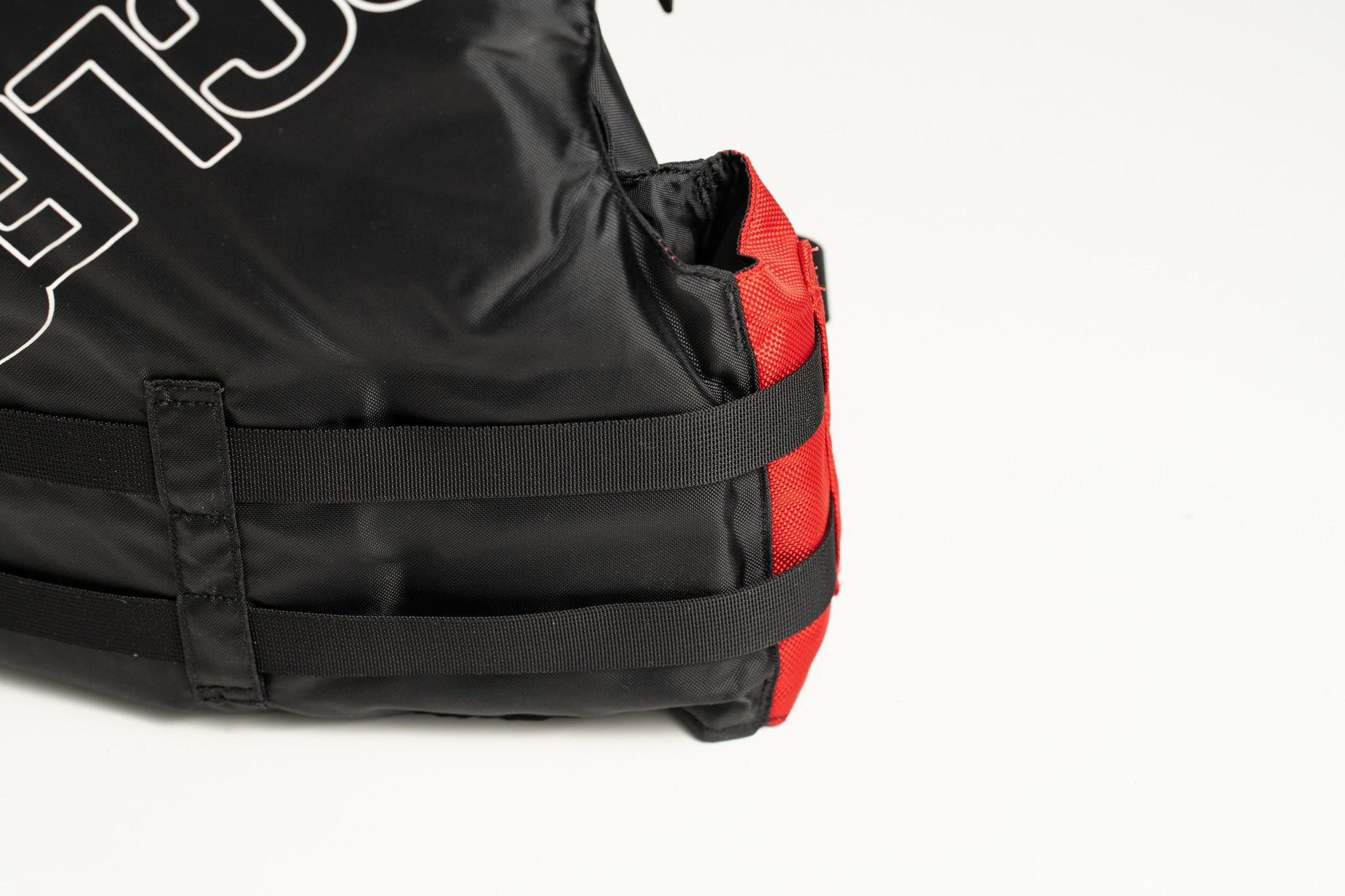 40N Youth Buoyancy Aid Centre PFD, 3 Straps Buoyancy Aid Circle One Surf