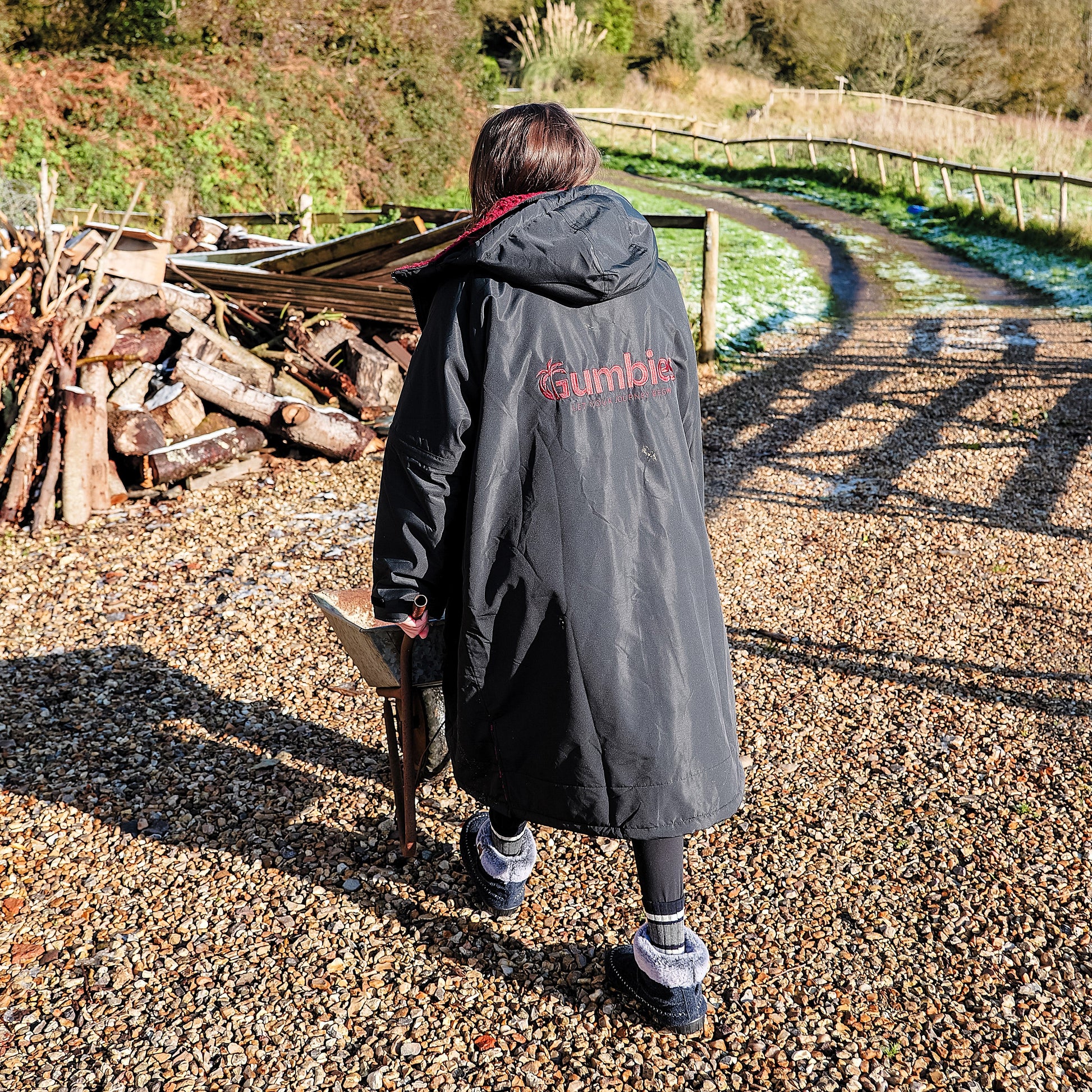 Sports-Cape - Black & Burgundy S-Cape Gumbies