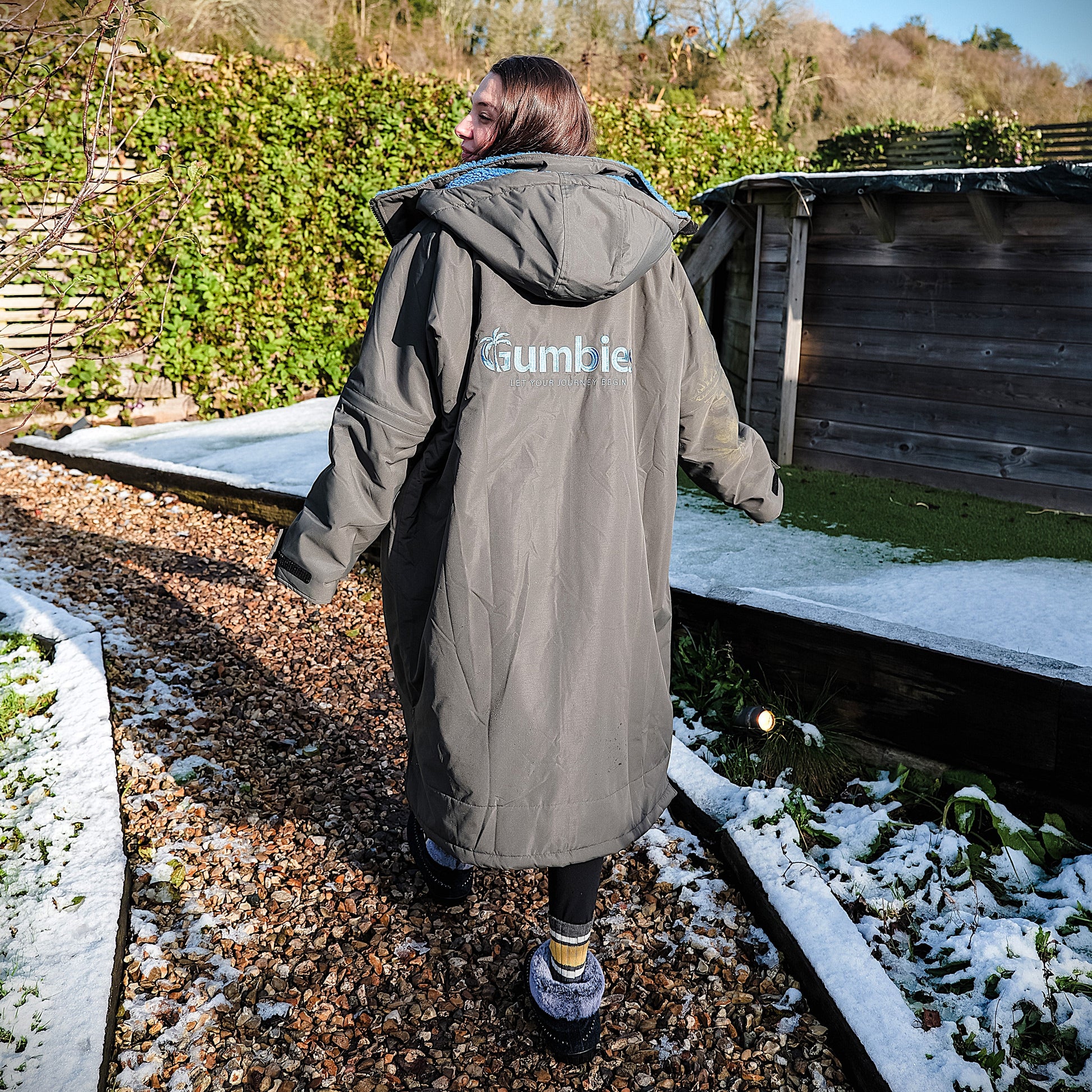 Sports-Cape - Charcoal & Blue S-Cape Gumbies