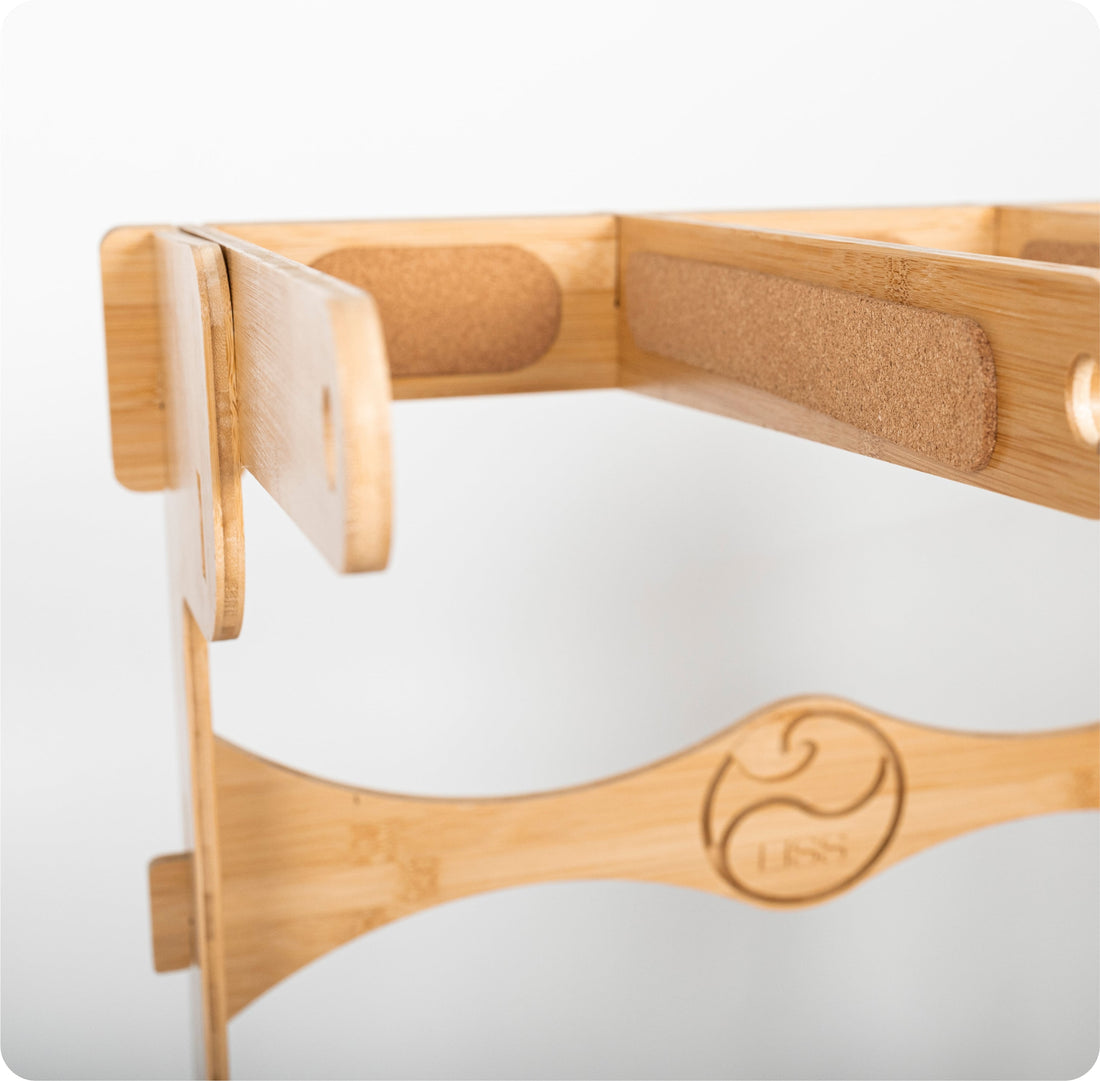 The Spirit rack 3 boards surfboard stand Vissla