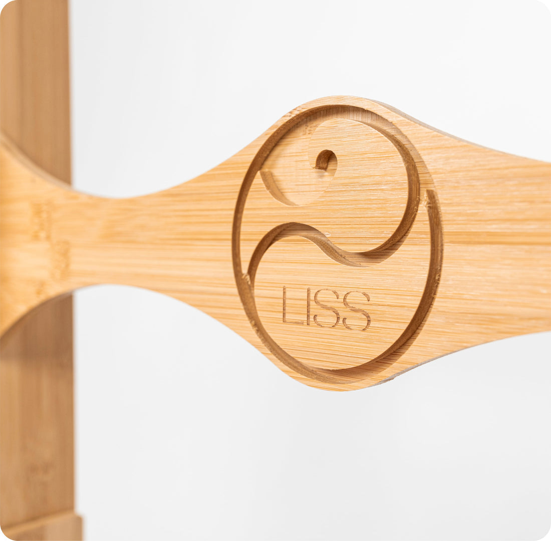 The Spirit rack 3 boards surfboard stand Vissla