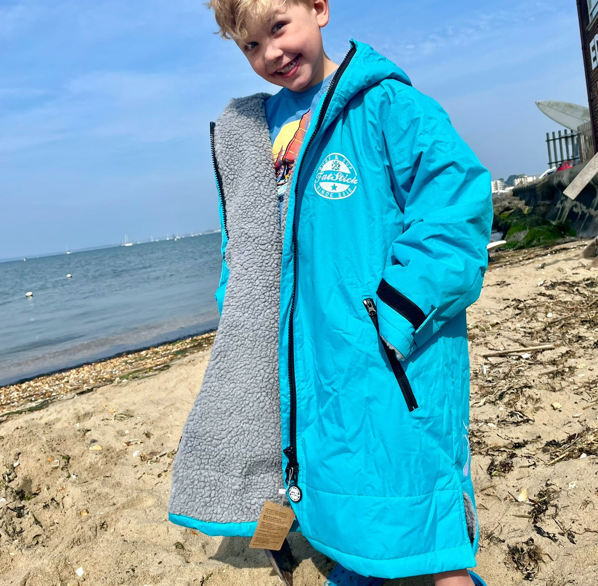 FatStick Kids Childs Changing Robe “FatWrap” With Sherpa Fleece Lining Accessories/Bags FatStick Boards