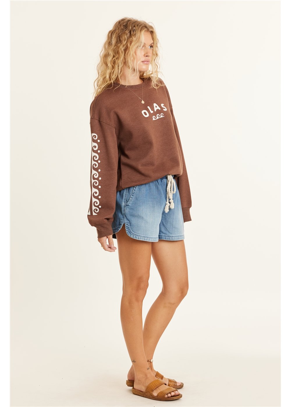 Sisstrevolution Lucia Long Sleeve Fleece Crew ladies crew Sisstrevolution