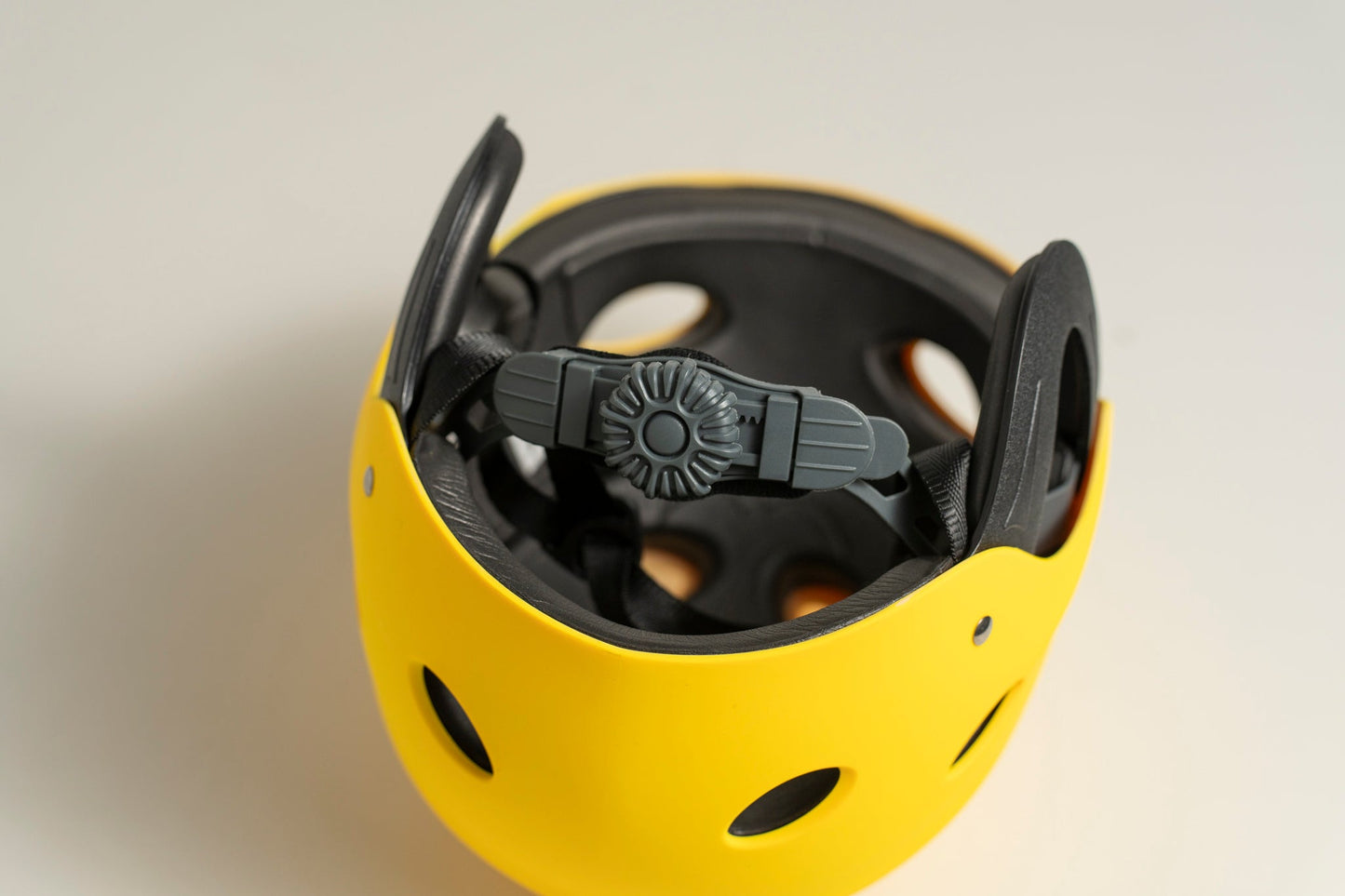 Helmet - Circle One Centre Helmet (CE EN 1385) Circle One Surf