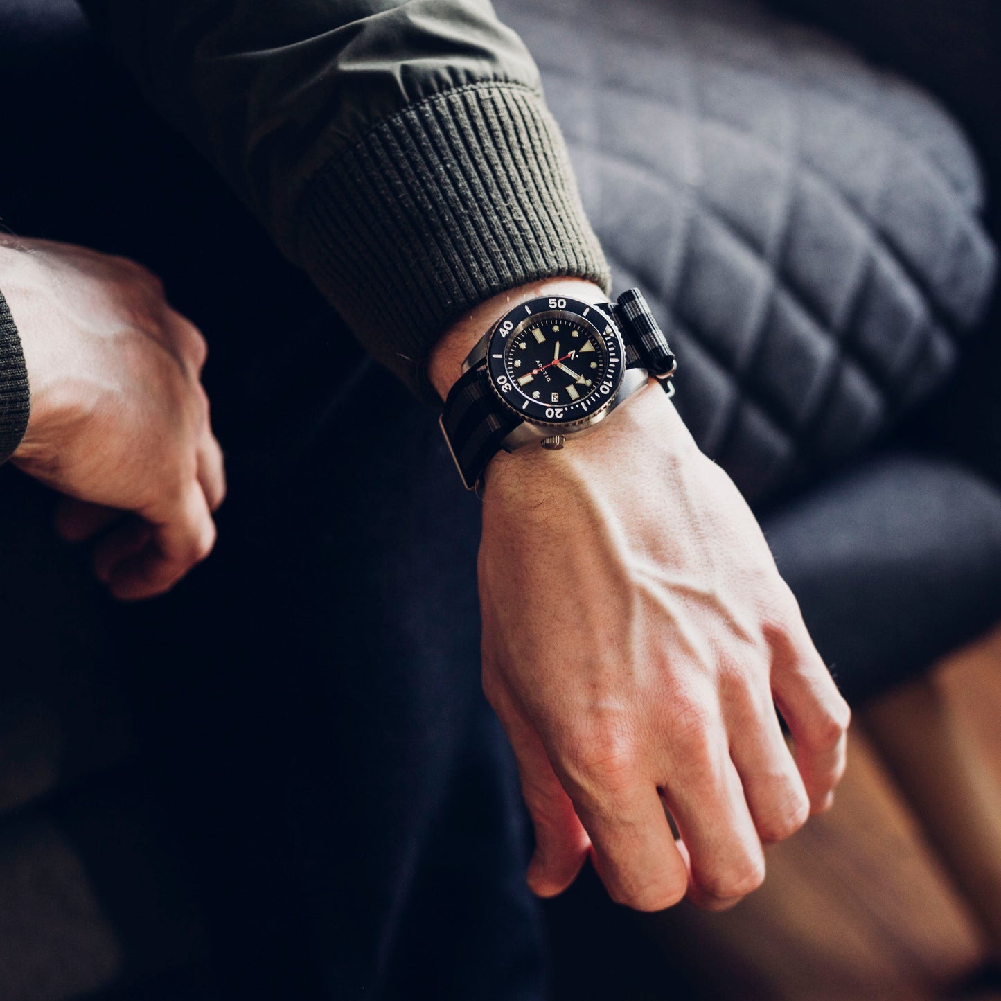 'Arctic' 500m Dive Watch (43mm) | Classic NATO Watches Rotate North