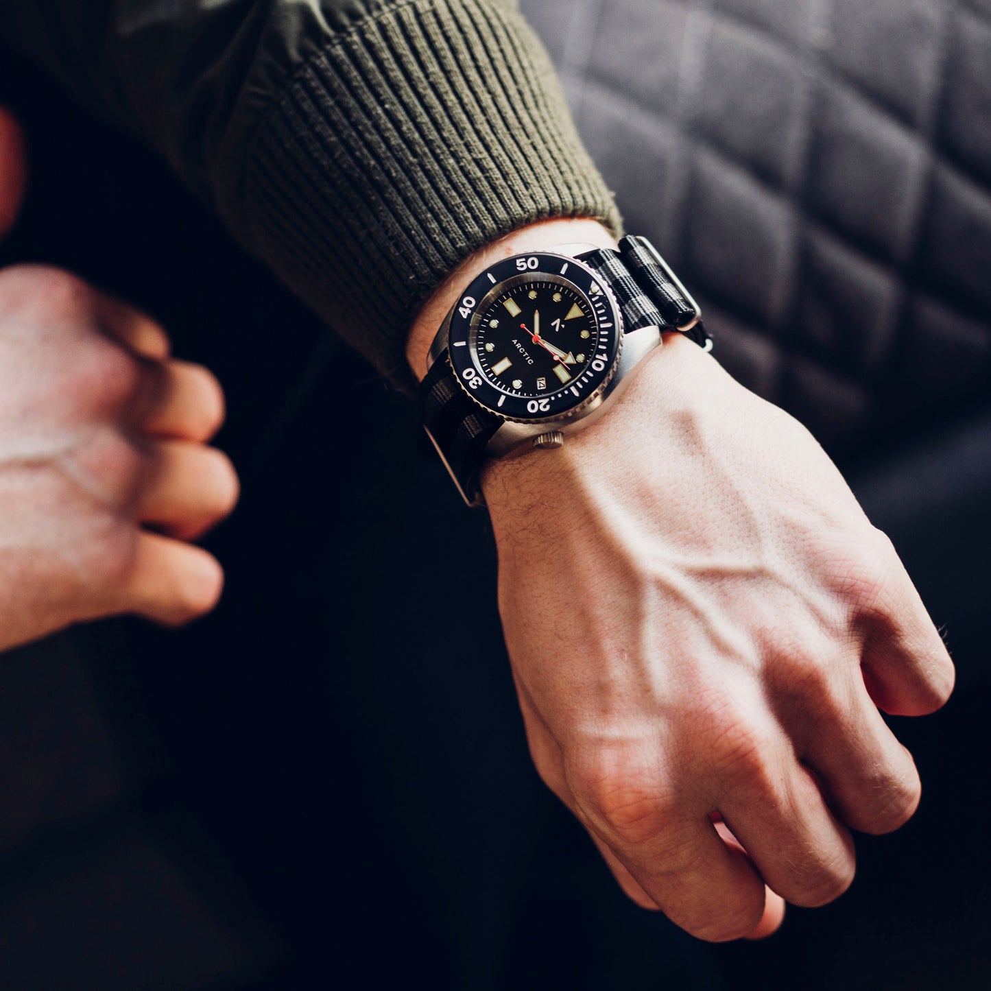 'Arctic' 500m Dive Watch (43mm) | Classic NATO Watches Rotate North