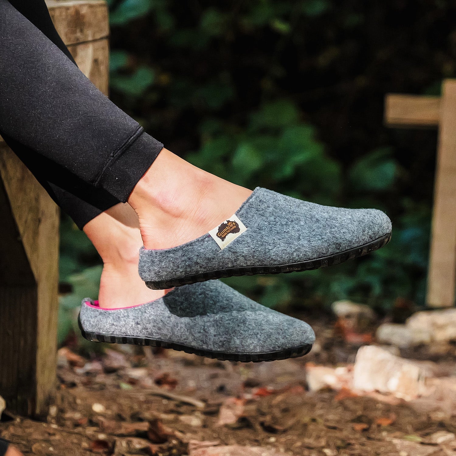 Outback - Women's - Grey & Pink Outback Slippers Gumbies