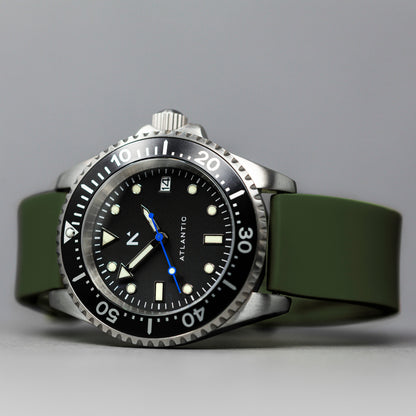 'Atlantic' Dive Watch (40mm) | Moss Green Watches Rotate North
