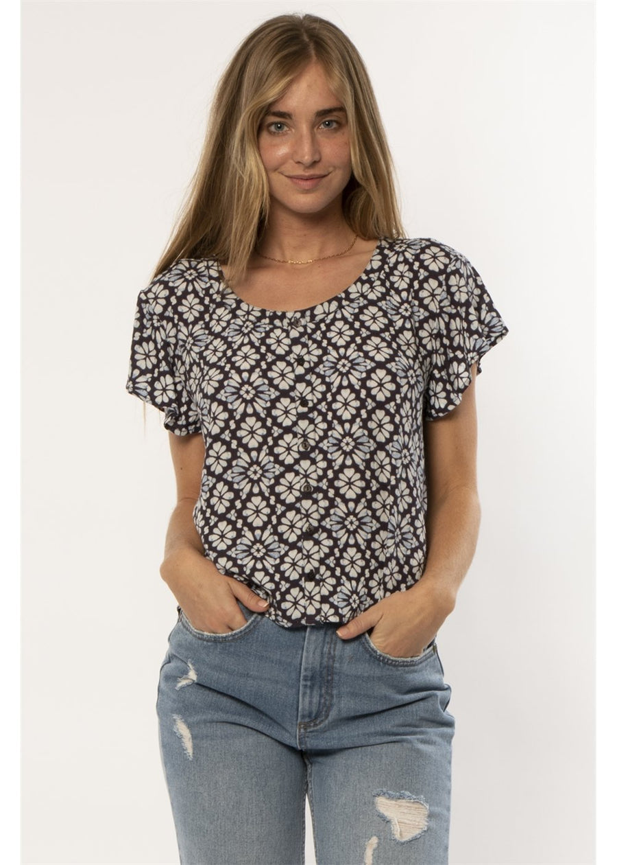 Sisstrevolution Electric Love SS Woven Top ladies top Sisstrevolution