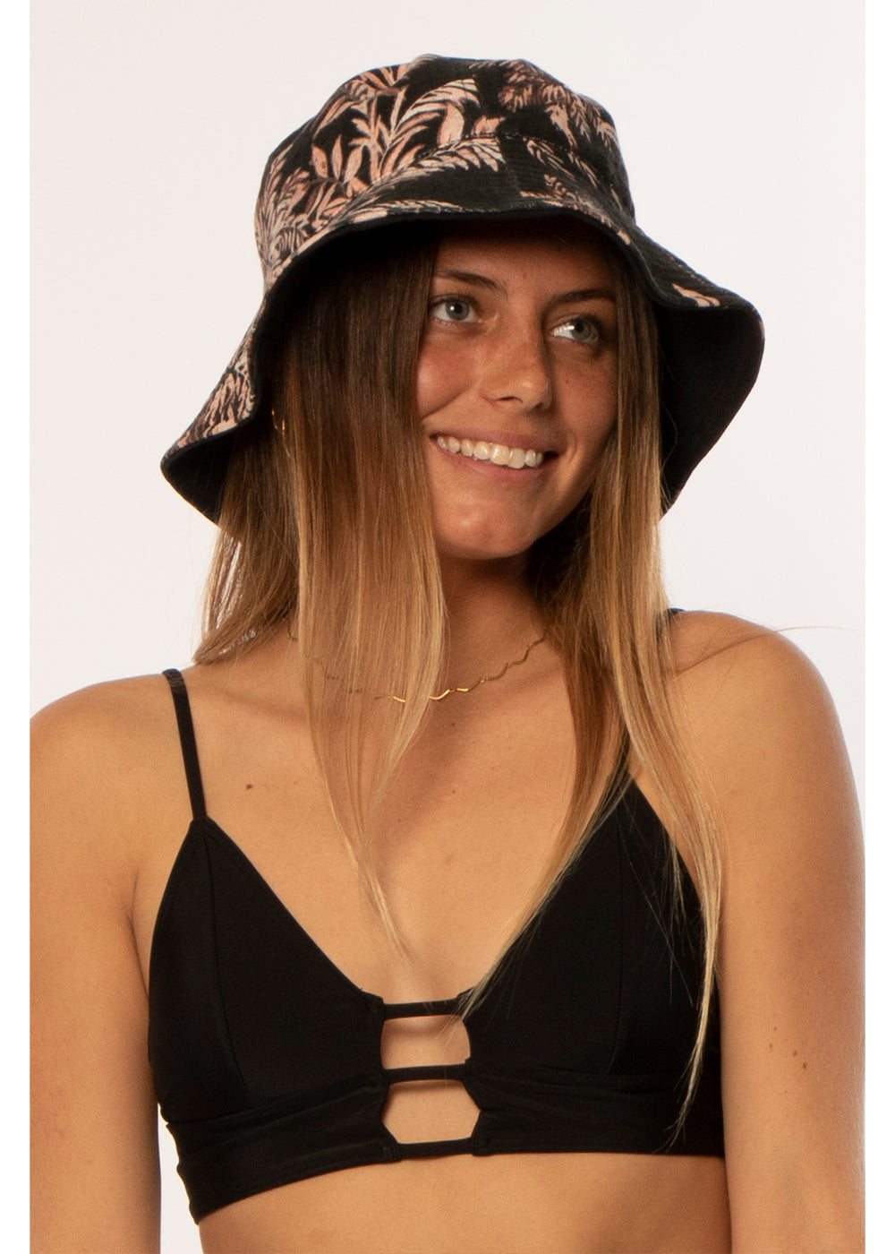 Sisstrevolution Sandstorm Bucket Hat ladies hat Sisstrevolution