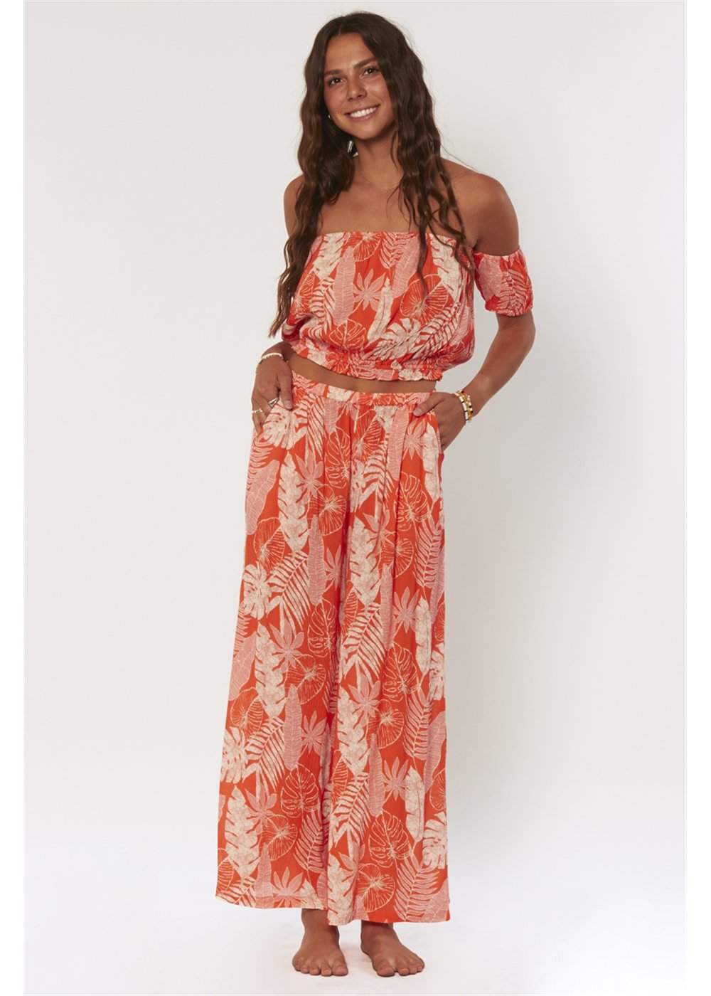 Sisstrevolution Paradise Palms S/S Wvn Top ladies top Sisstrevolution Sunburn S