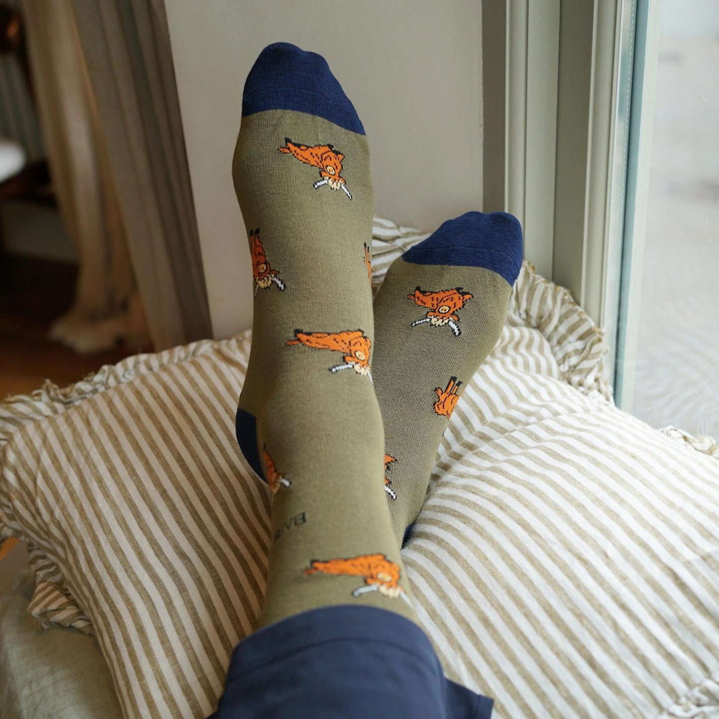 Save the Green Highland Cow Bamboo Socks Socks Bare Kind