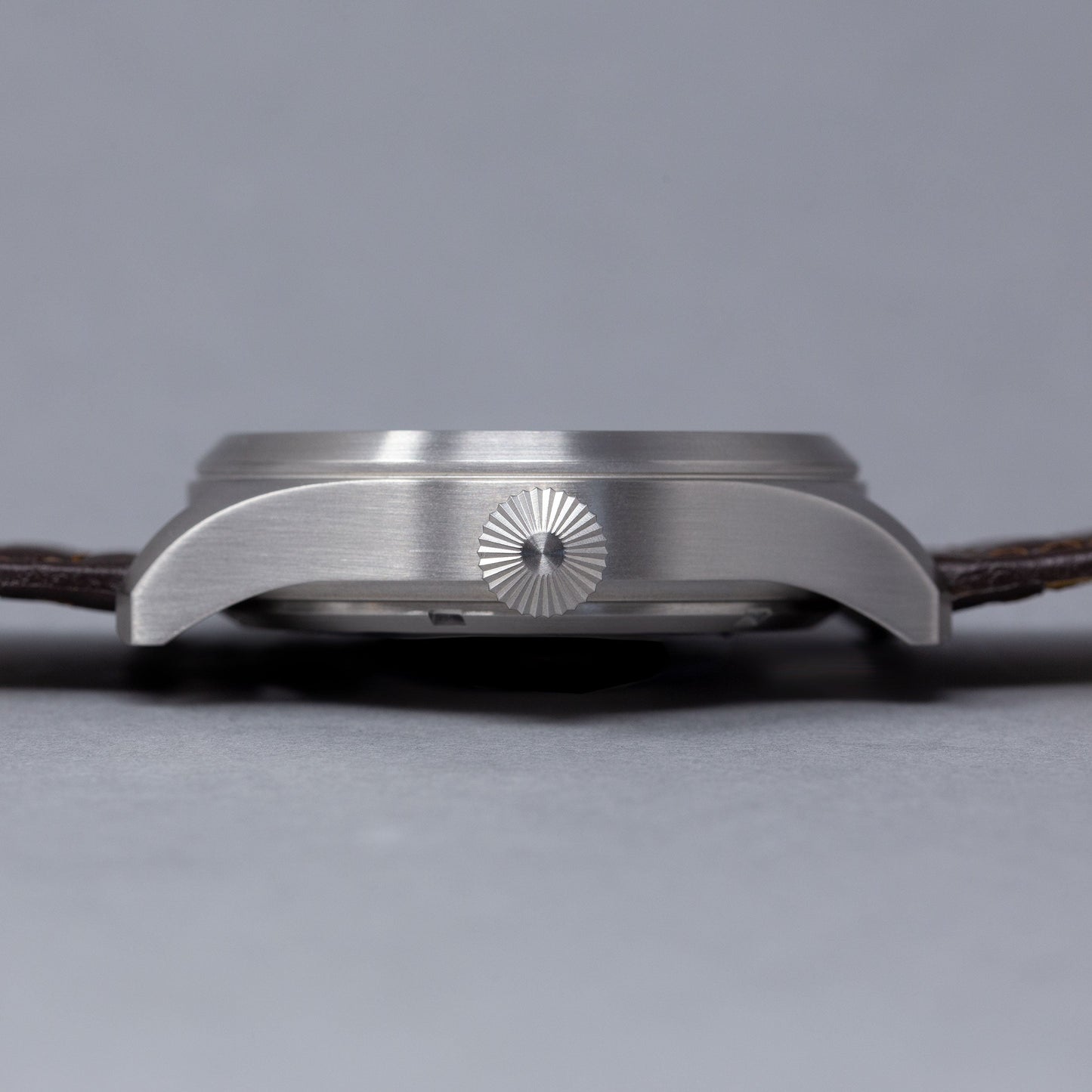 'Turbulence' Cat.1 Aviator's Watch (46mm) | Pullman Brown Watches Rotate North