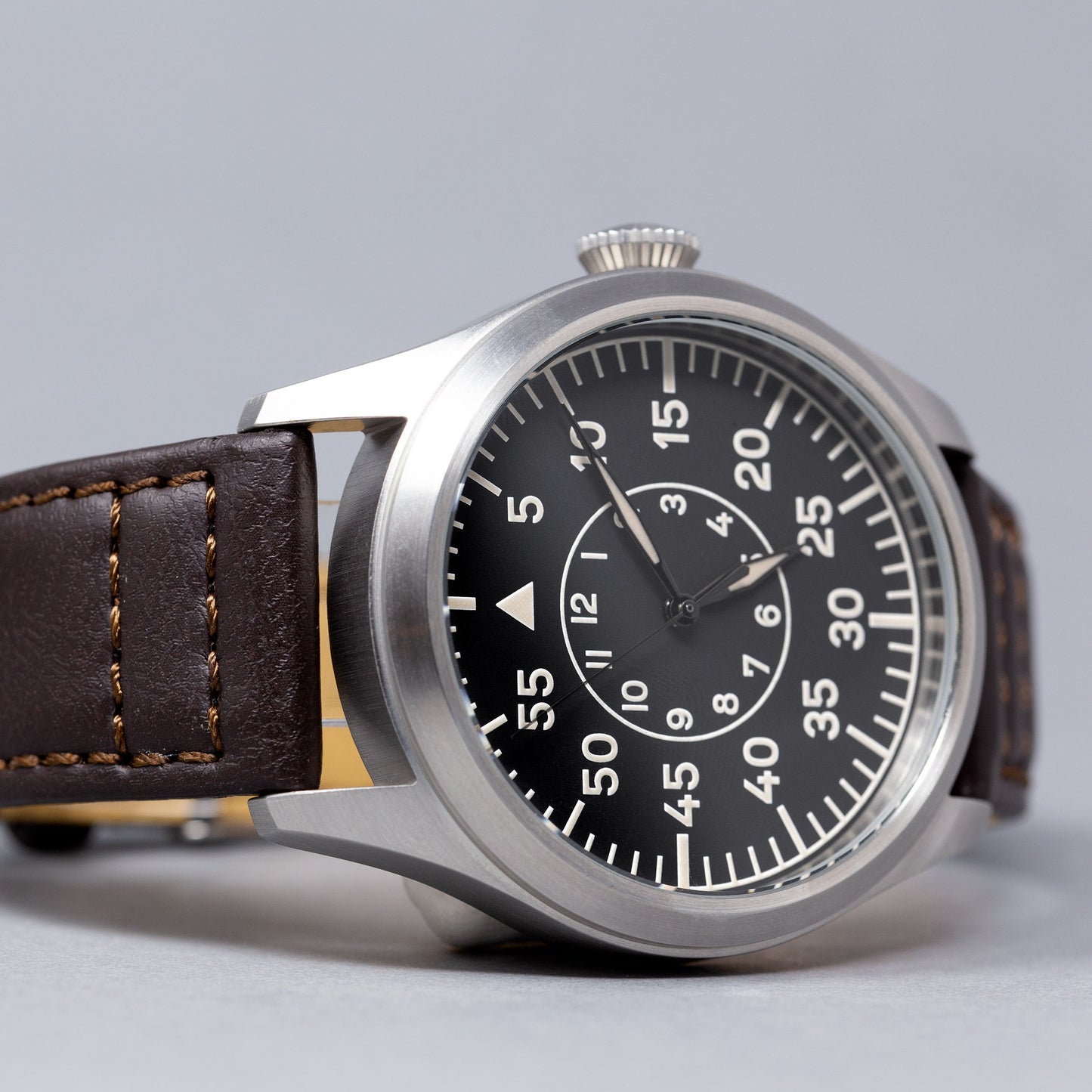 'Turbulence' Cat.2 Aviator's Watch (46mm) | Pullman Brown Watches Rotate North